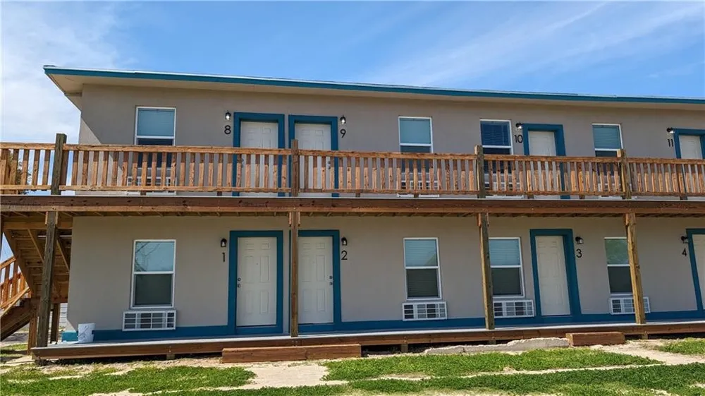 418 Carleta Street #10 Corpus Christi, TX 78418