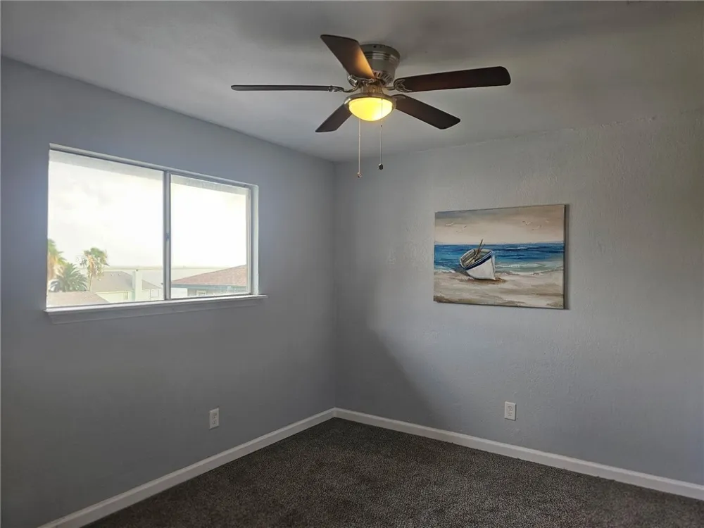 932 Waterview Street Portland, TX 78374