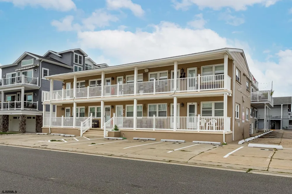 9500 Amherst Ave Margate, NJ 08402