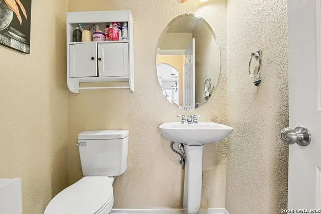 2251 COLORADO BND San Antonio, TX 78245