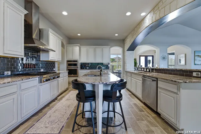 2550 BLACK BEAR DR New Braunfels, TX 78132