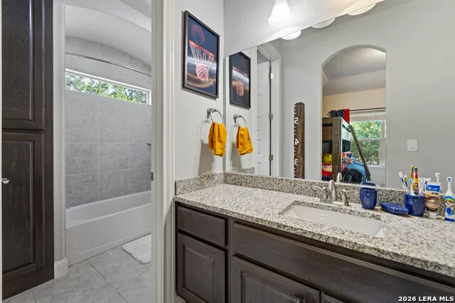 2550 BLACK BEAR DR New Braunfels, TX 78132
