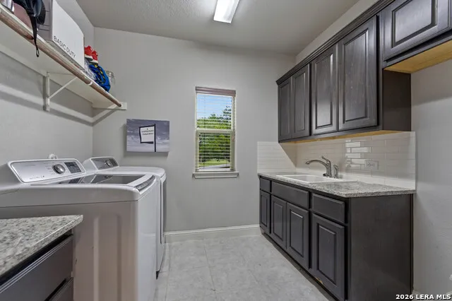2550 BLACK BEAR DR New Braunfels, TX 78132