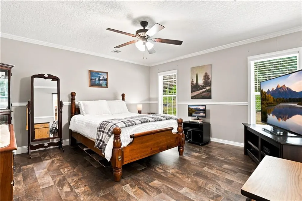 657 Barnes Mountain Road Ellijay, GA 30540
