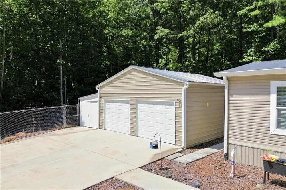 657 Barnes Mountain Road Ellijay, GA 30540
