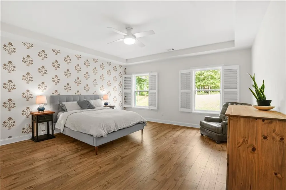 695 Dead Oak Road Senoia, GA 30276
