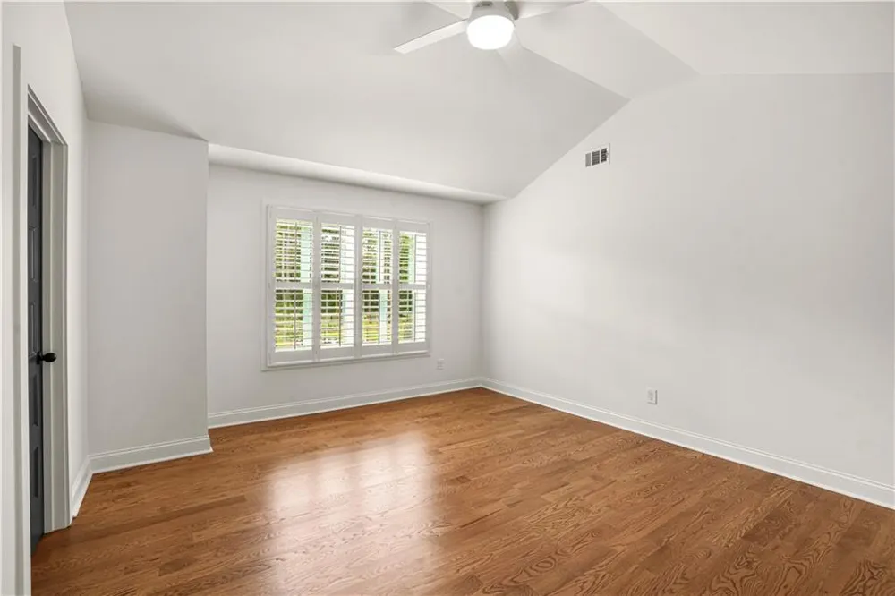 695 Dead Oak Road Senoia, GA 30276