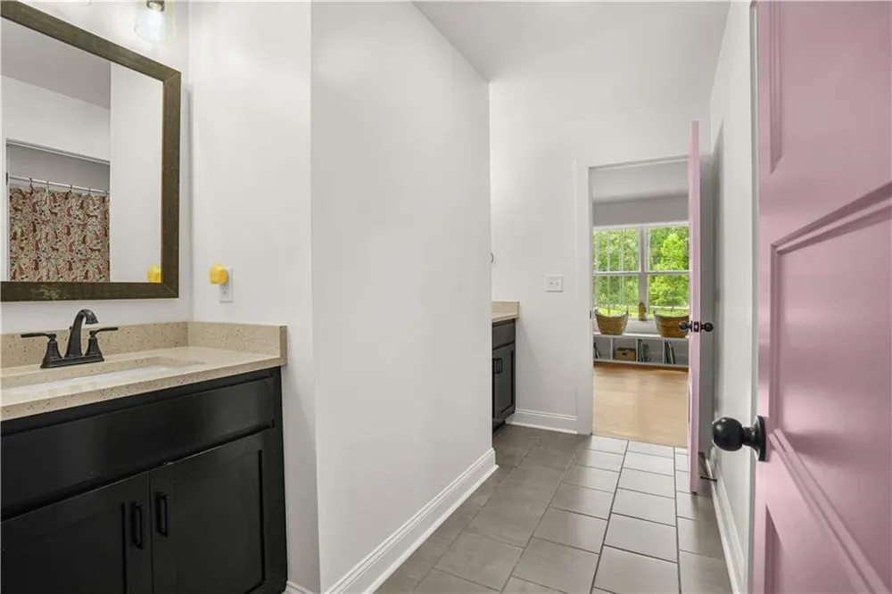 695 Dead Oak Road Senoia, GA 30276