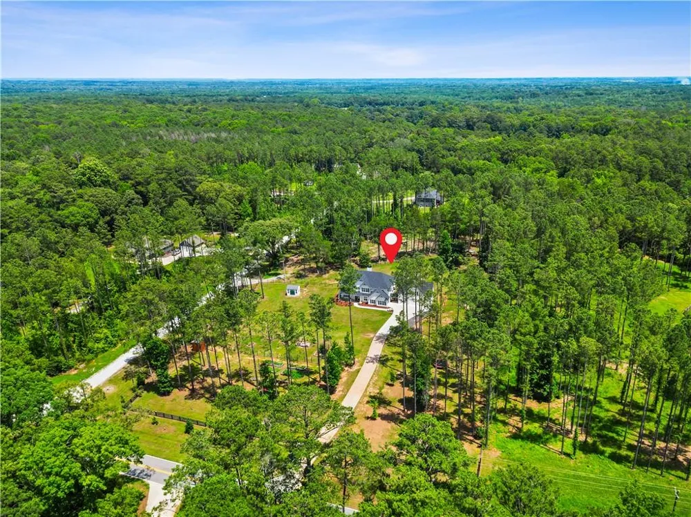 695 Dead Oak Road Senoia, GA 30276