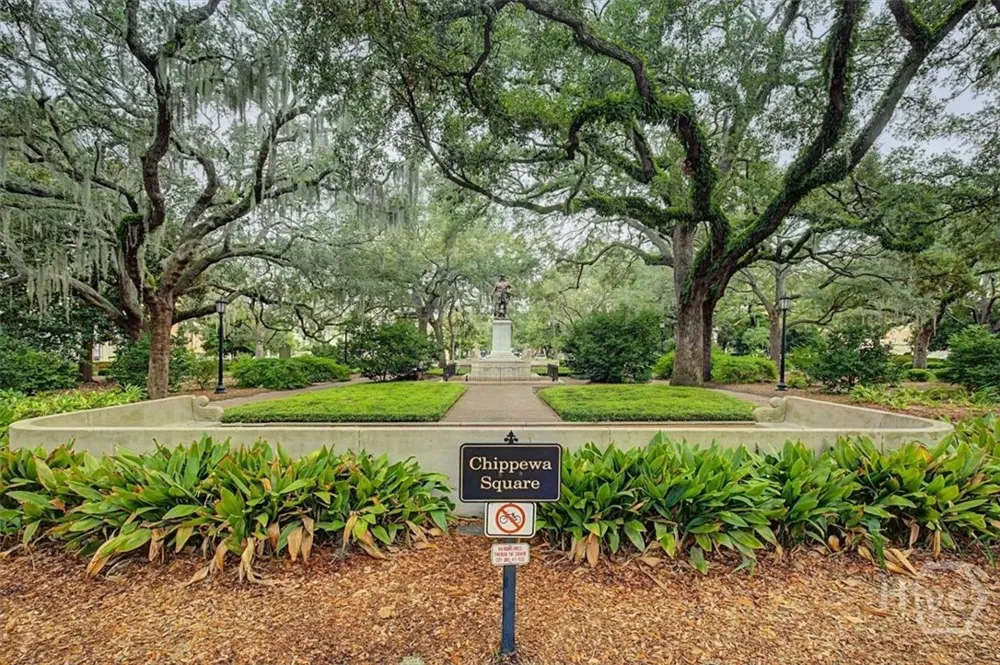 1 E Gordon Street #Studio Savannah, GA 31401