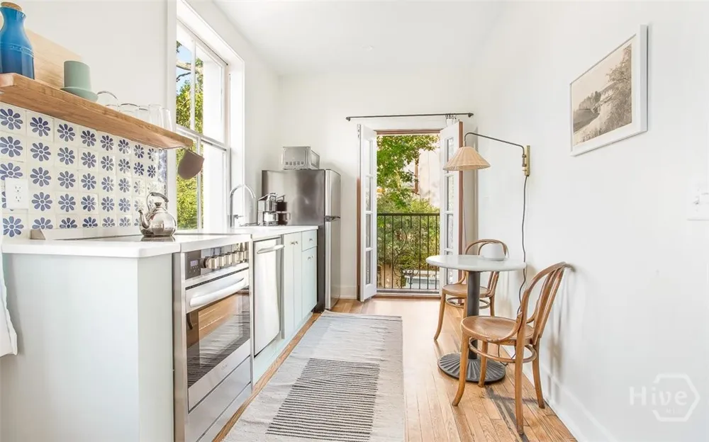 1 E Gordon Street #Studio Savannah, GA 31401