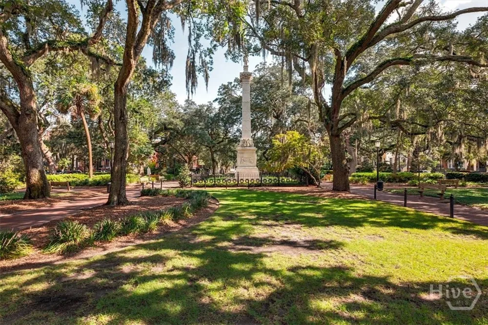 1 E Gordon Street #Studio Savannah, GA 31401