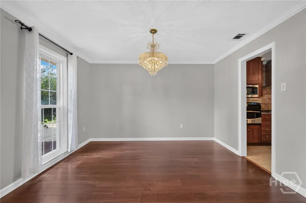 304 Wellington Road Savannah, GA 31410