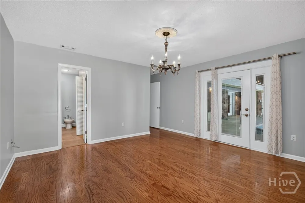 304 Wellington Road Savannah, GA 31410