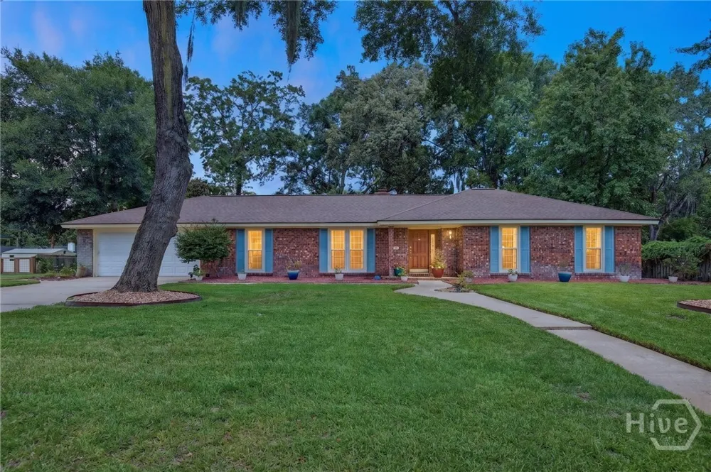 304 Wellington Road Savannah, GA 31410