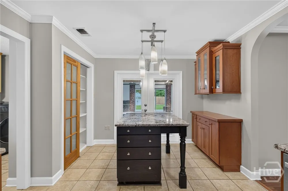 304 Wellington Road Savannah, GA 31410