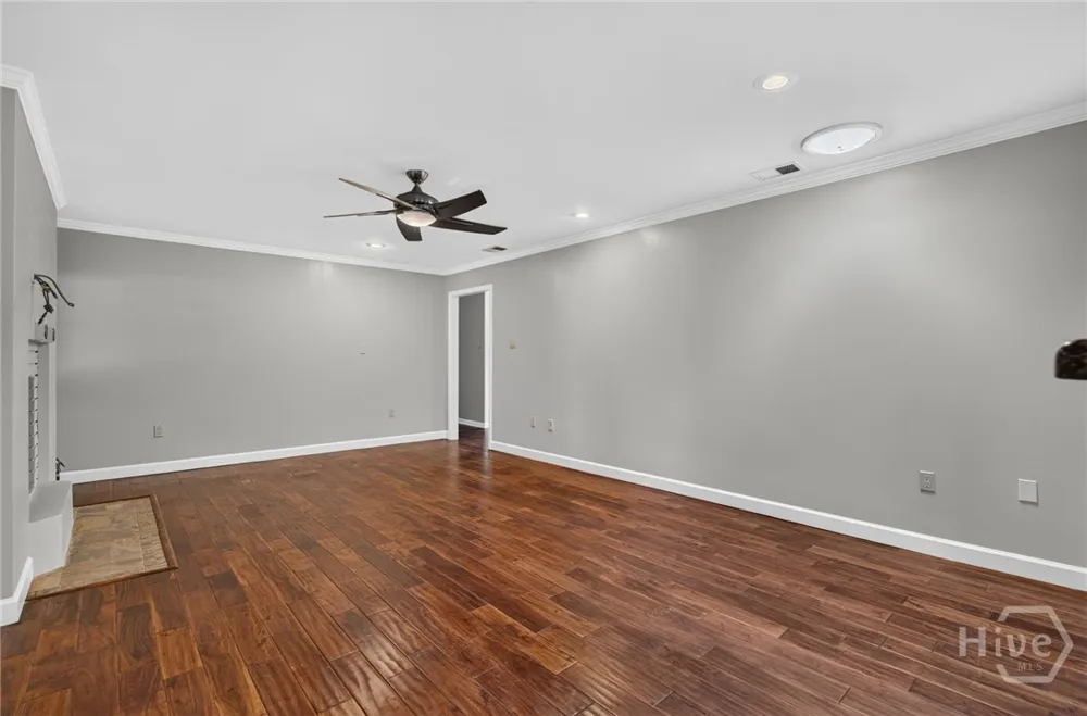 304 Wellington Road Savannah, GA 31410