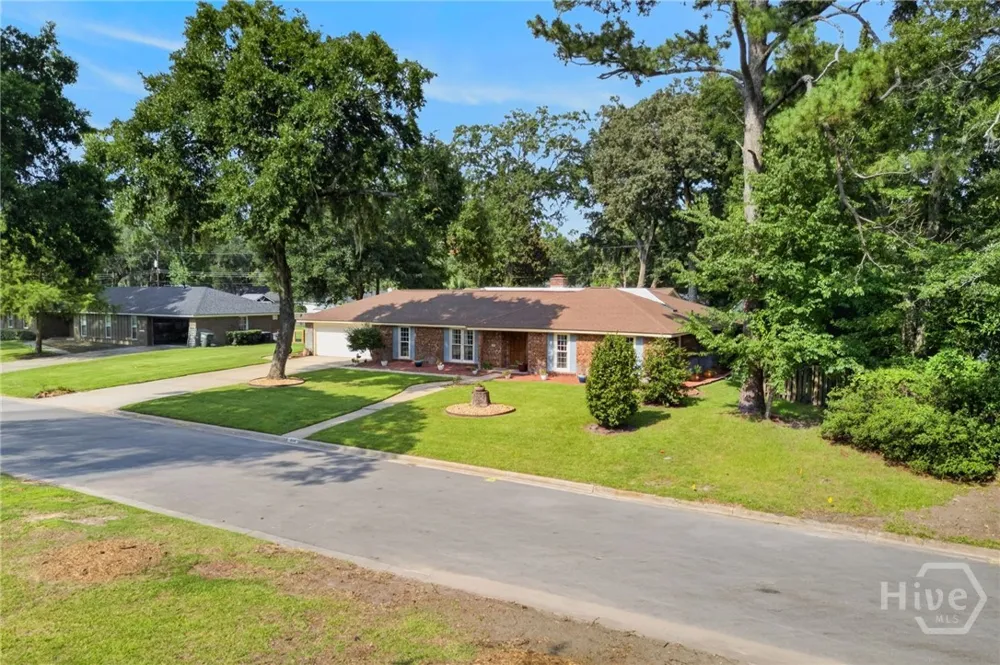 304 Wellington Road Savannah, GA 31410