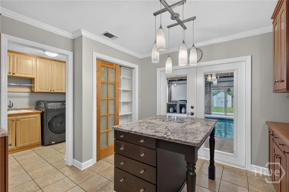 304 Wellington Road Savannah, GA 31410