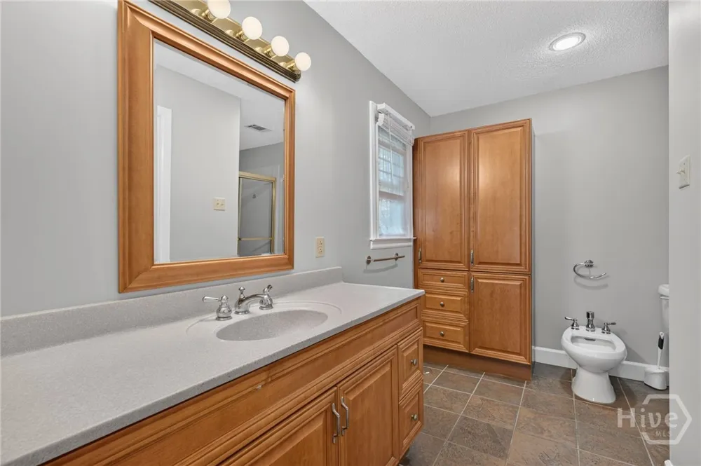 304 Wellington Road Savannah, GA 31410