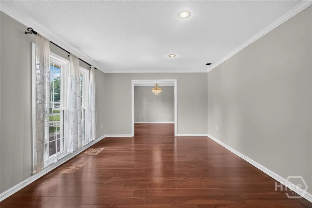 304 Wellington Road Savannah, GA 31410