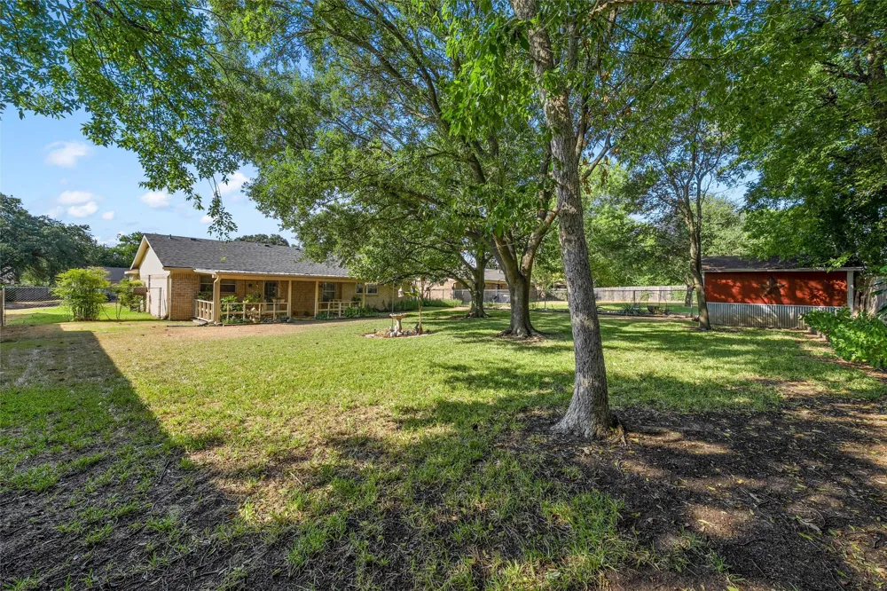 721 Pawnee Trail Hewitt, TX 76643