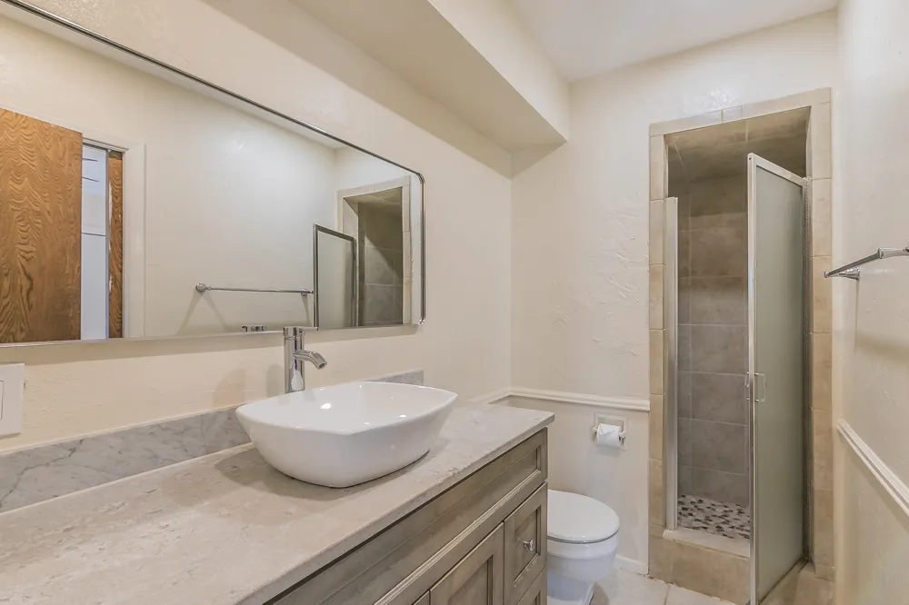 2807 Summit View Drive Bedford, TX 76021