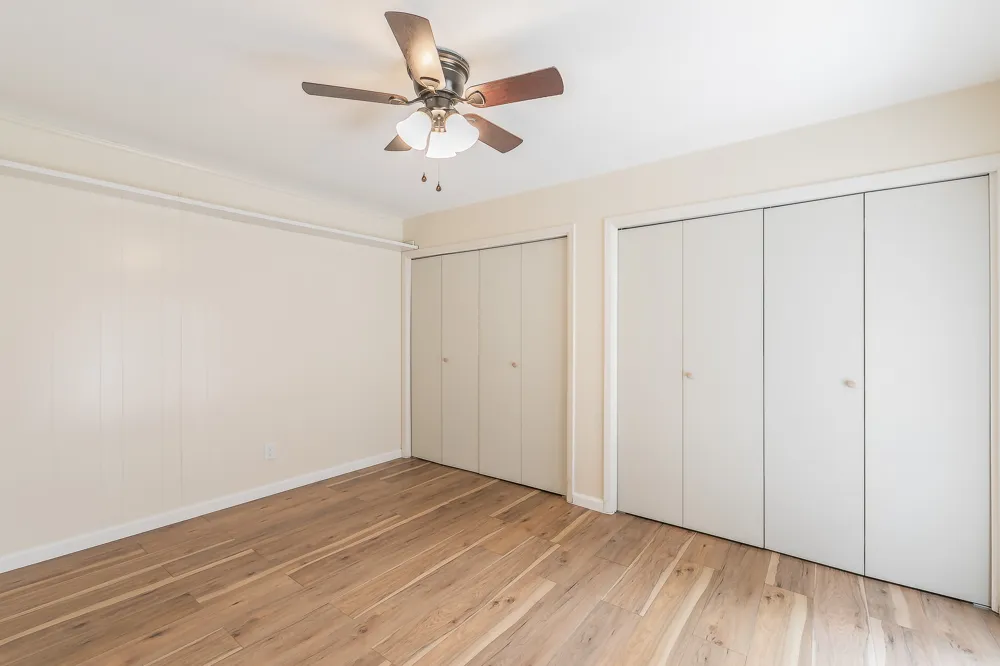2807 Summit View Drive Bedford, TX 76021