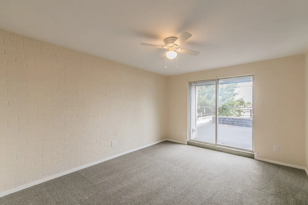 2807 Summit View Drive Bedford, TX 76021