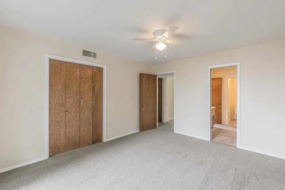 2807 Summit View Drive Bedford, TX 76021