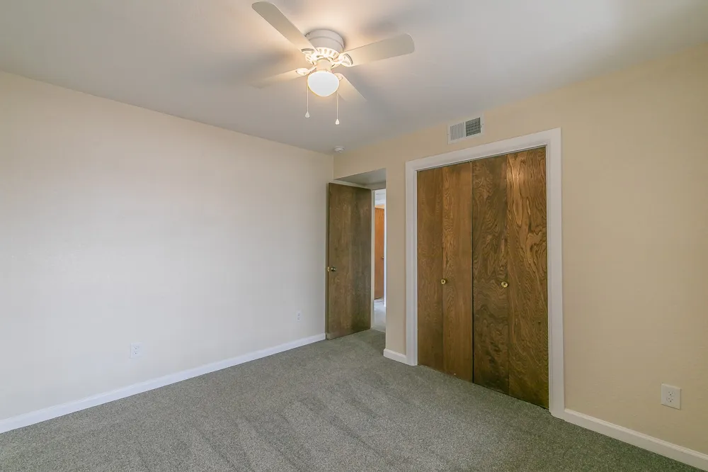 2807 Summit View Drive Bedford, TX 76021