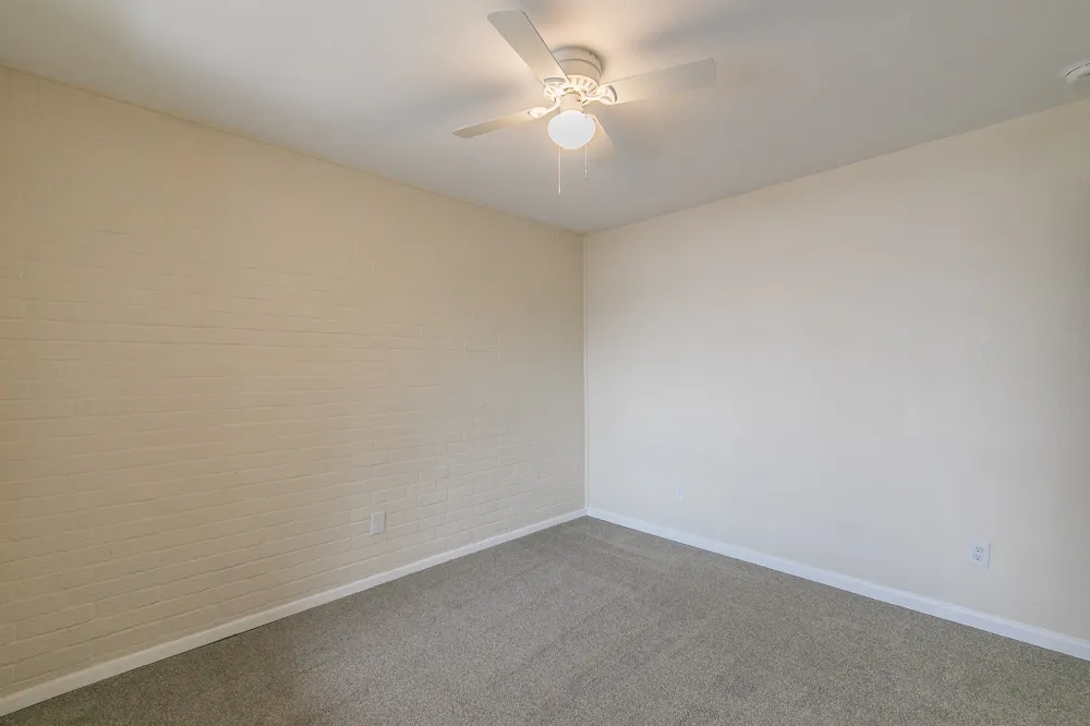 2807 Summit View Drive Bedford, TX 76021
