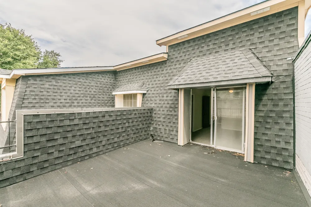 2807 Summit View Drive Bedford, TX 76021