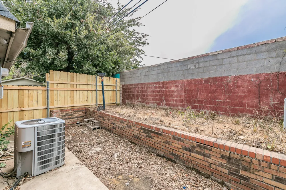 2807 Summit View Drive Bedford, TX 76021