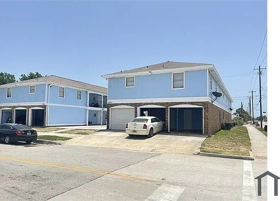 5225 Avenue R 1/2 #5 Galveston, TX 77550