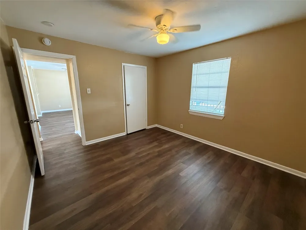 5225 Avenue R 1/2 #5 Galveston, TX 77550