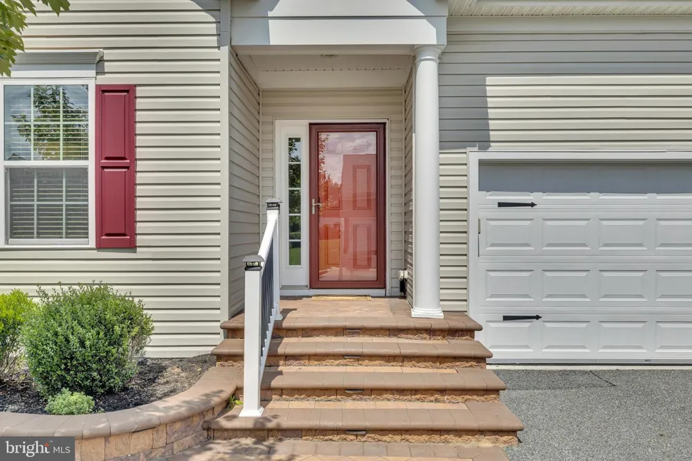 30 CLIMBING VINE AVENUE Smyrna, DE 19977