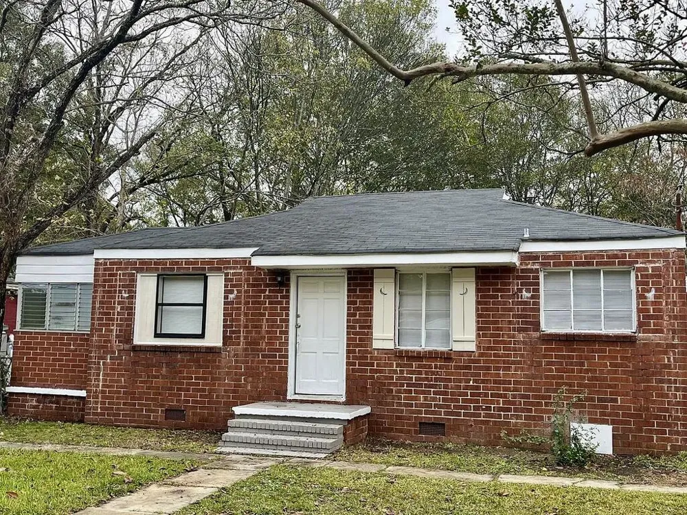 2605 Jones Avenue Columbus, GA 31904