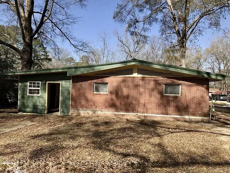 2605 Jones Avenue Columbus, GA 31904