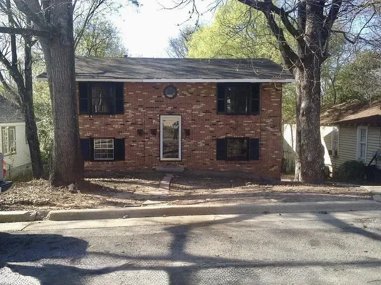 2605 Jones Avenue Columbus, GA 31904