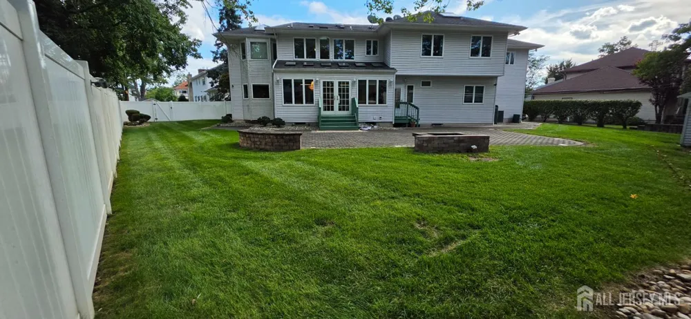 6 Sandra Drive Edison, NJ 08820
