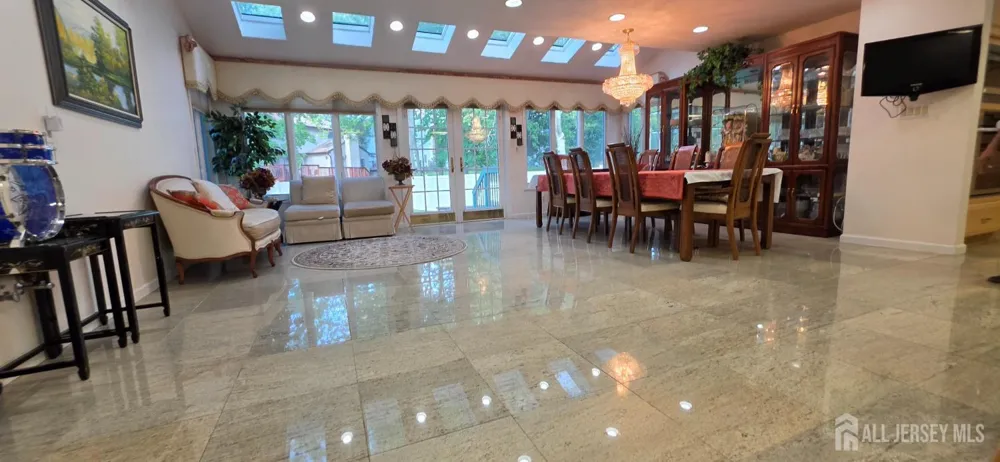 6 Sandra Drive Edison, NJ 08820