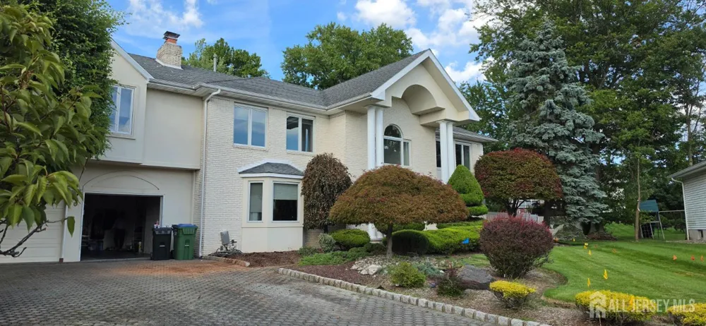 6 Sandra Drive Edison, NJ 08820
