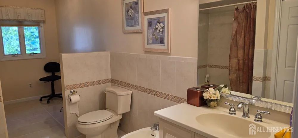 6 Sandra Drive Edison, NJ 08820