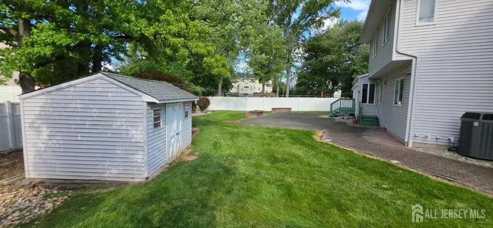 6 Sandra Drive Edison, NJ 08820