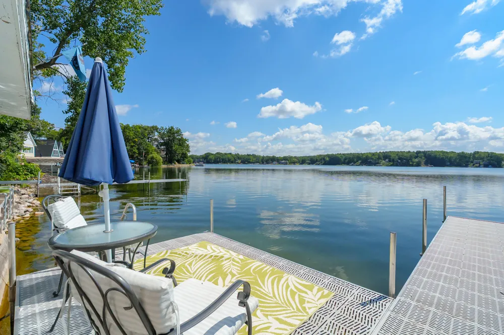 10861 Long Point Drive Plainwell, MI 49080
