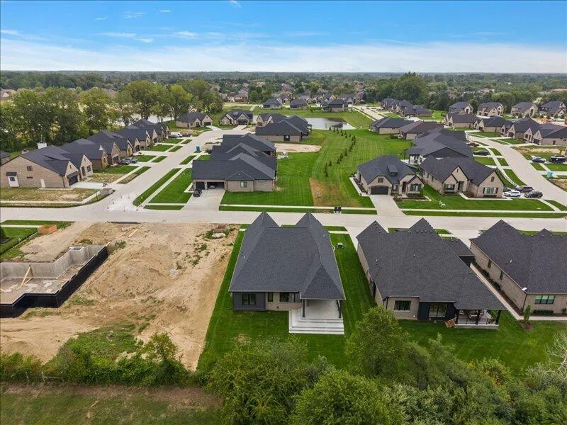 57363 Meadowridge Drive Washington, MI 48094