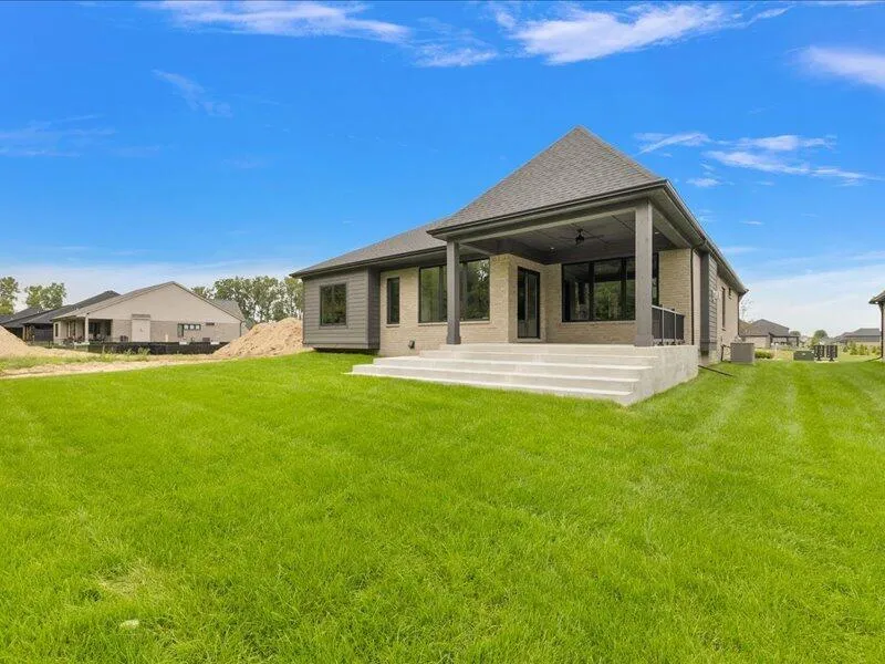 57363 Meadowridge Drive Washington, MI 48094