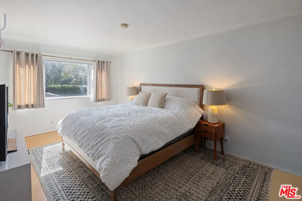 1317 12th Street #1 Santa Monica, CA 90401
