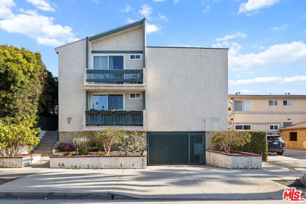 1317 12th Street #1 Santa Monica, CA 90401